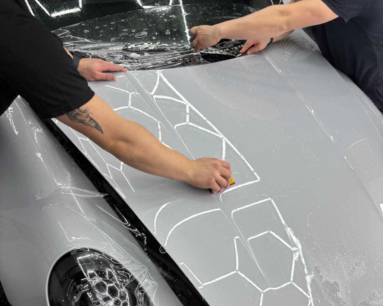 Zabezpieczenie folią PPF