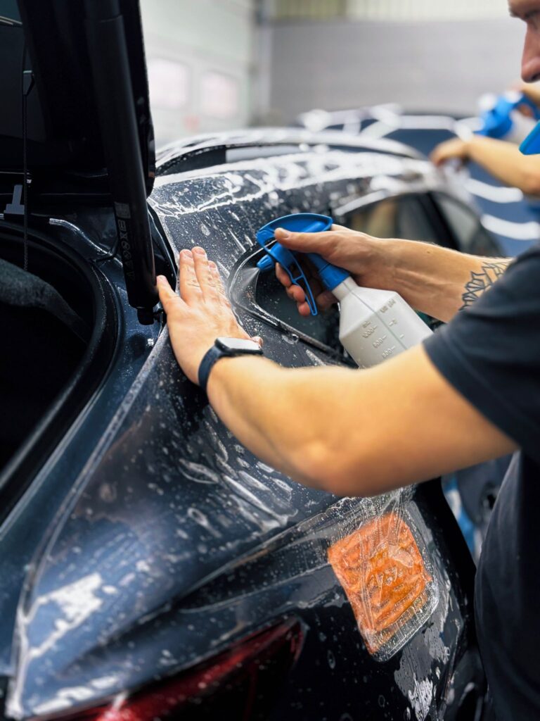 Mrożenie lakieru folią PPF Kraków – matowy efekt bez malowania