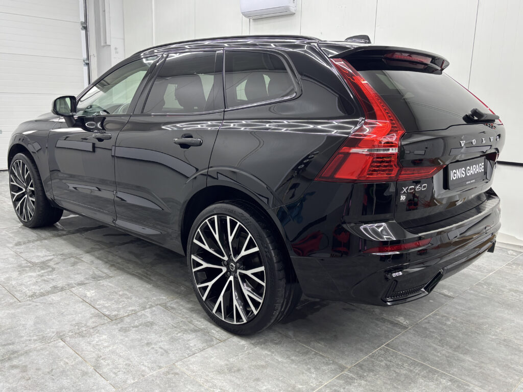 Volvo XC60 2022r.