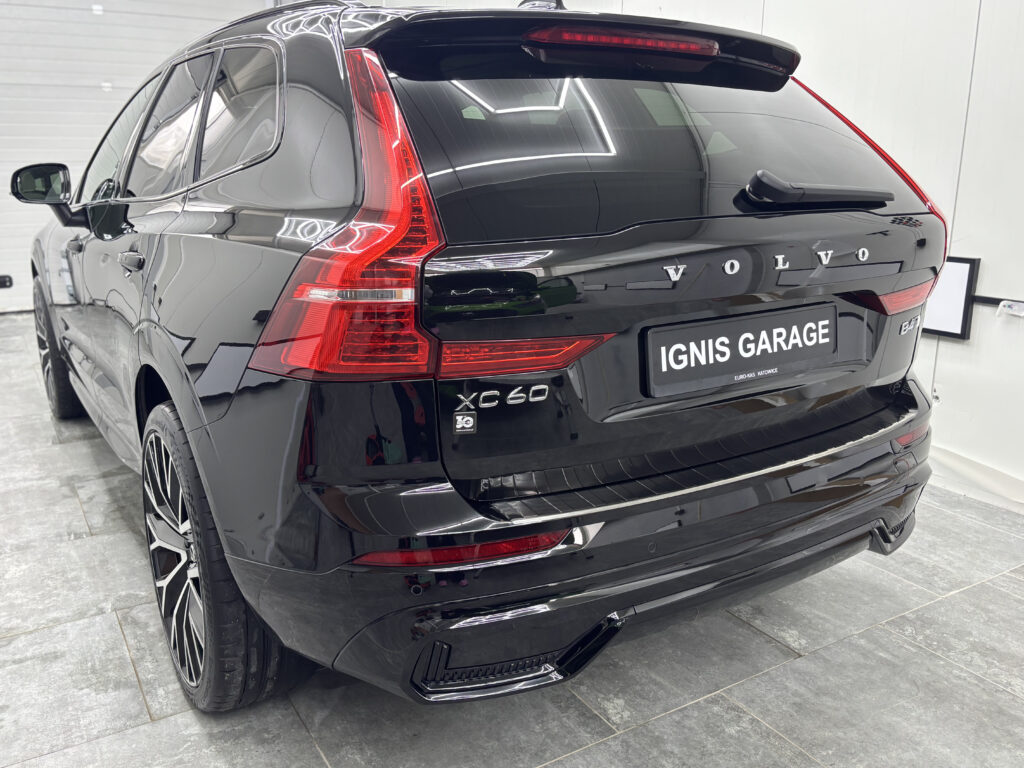 Volvo XC60 2022r.