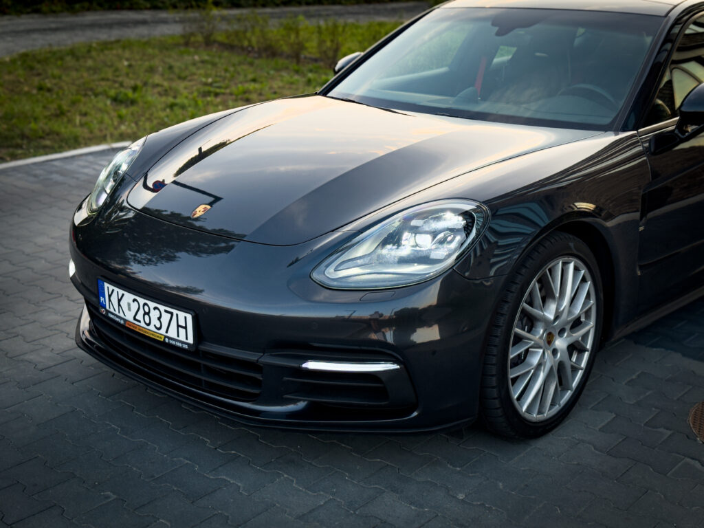 Porsche Panamera 2021r.