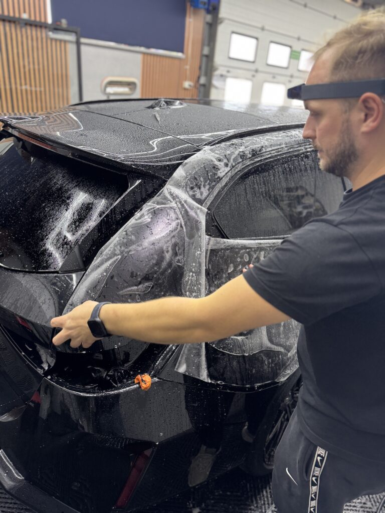 BMW M5 Touring 2025r.