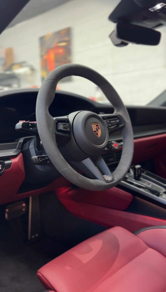 Porsche 911 GTS 2025r.