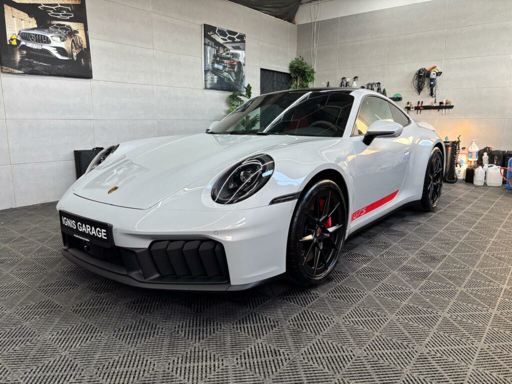 Porsche 911 GTS 2025r.