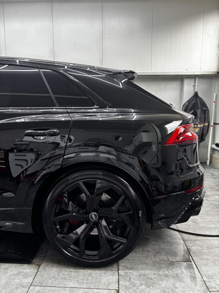 Audi RSQ8 2024r.