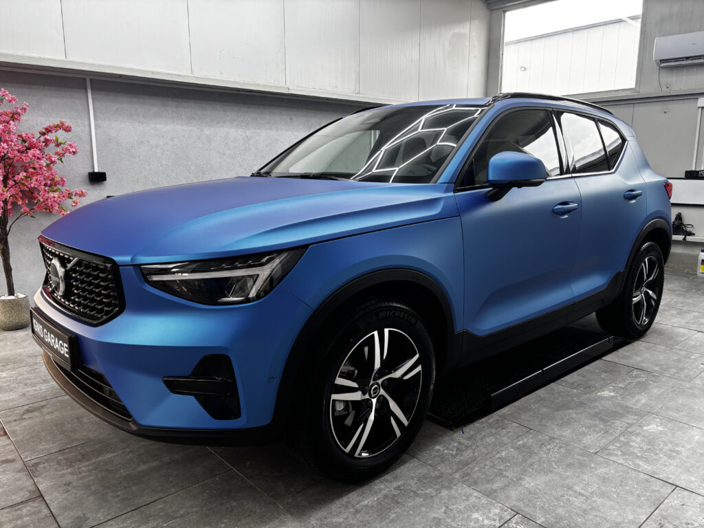 Volvo XC40 2026r.