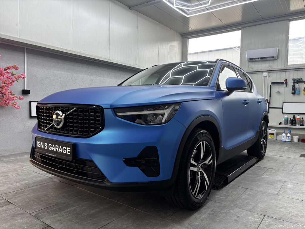 Volvo XC40 2026r.