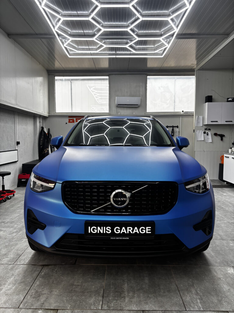 Volvo XC40 2026r.
