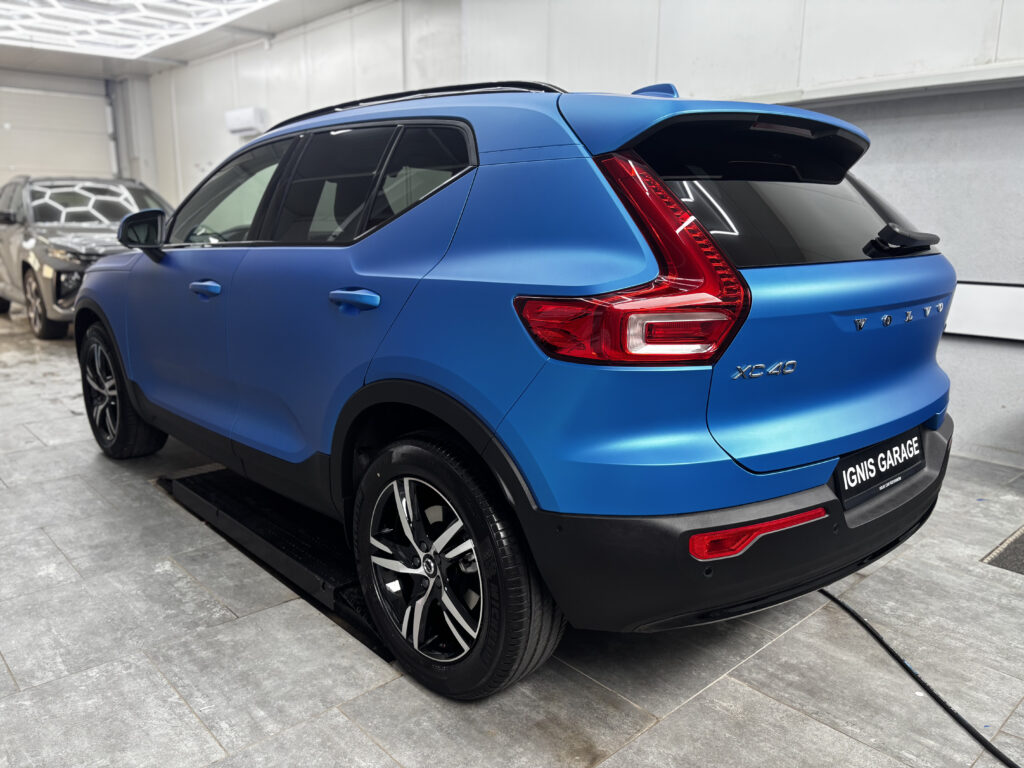 Volvo XC40 2026r.